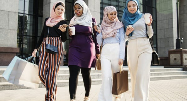 Muslim woman shopping