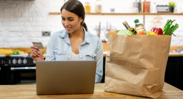 woman shopping food online
