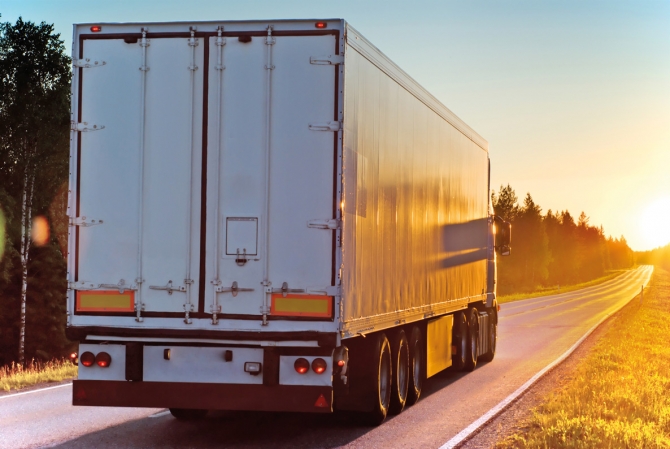 Digitalization and online pricing in the logistics industry