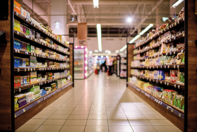 Blurred view of a supermarket