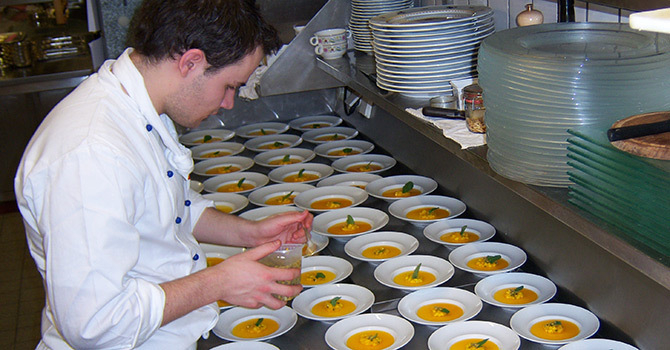 Urs cooking