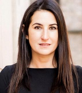 Sonja Kuhn Headshot