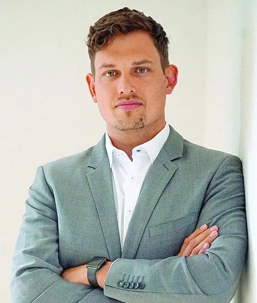 Bild vom Podcast Host Steffen Ulitzka vom Zukunft Regionalbank Podcast von Simon-Kucher